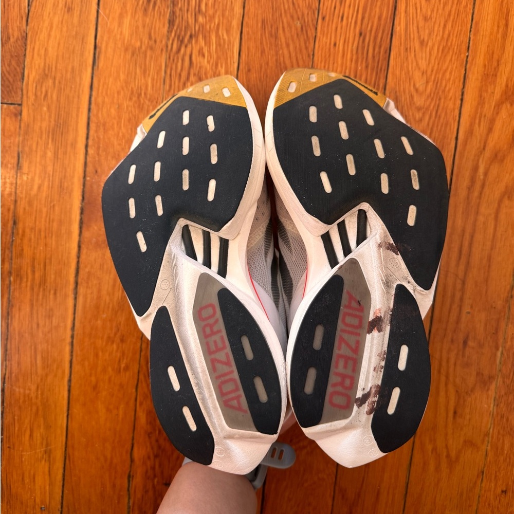 Adidas Adizero Adios Pro 3 - Ivory Core Black Crystal Sand - W6.5 - Picture 2 of 4
